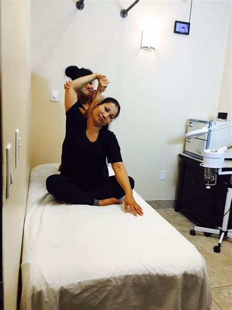 Initial Visit: $44: Return Visit: $39: Discounted Rate* (return visits only): $31:. . Walk in massage san diego
